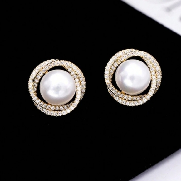Gold-plated Crystal Pearl drop earrings with silver post BOGO - Picture 13 of 15